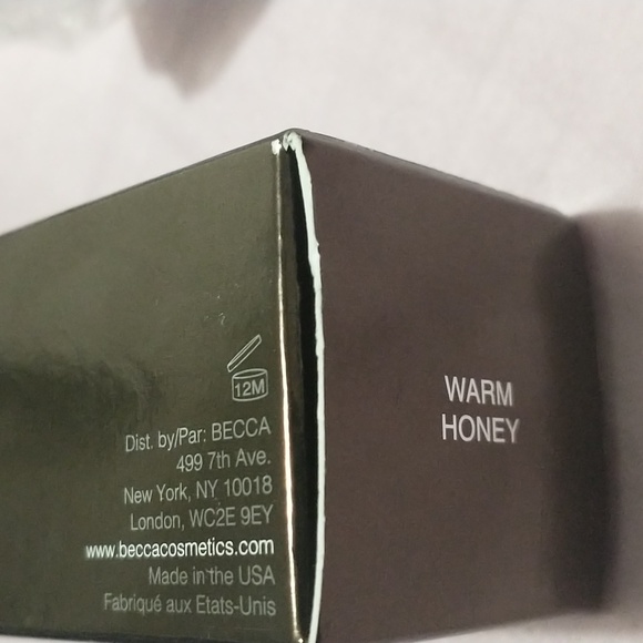 Becca Warm Honey Aqua Luminous Perfecting Foundation - Picture 4 of 6